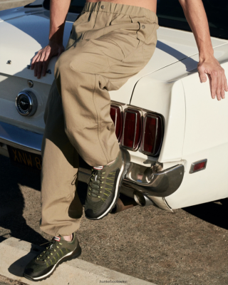 Hunter Stiefel Wien - Hunter Reise-Sneaker Männer F6V84F584 Flechtengrün/Dickgrün/schattiertes Weiß/Schwarz